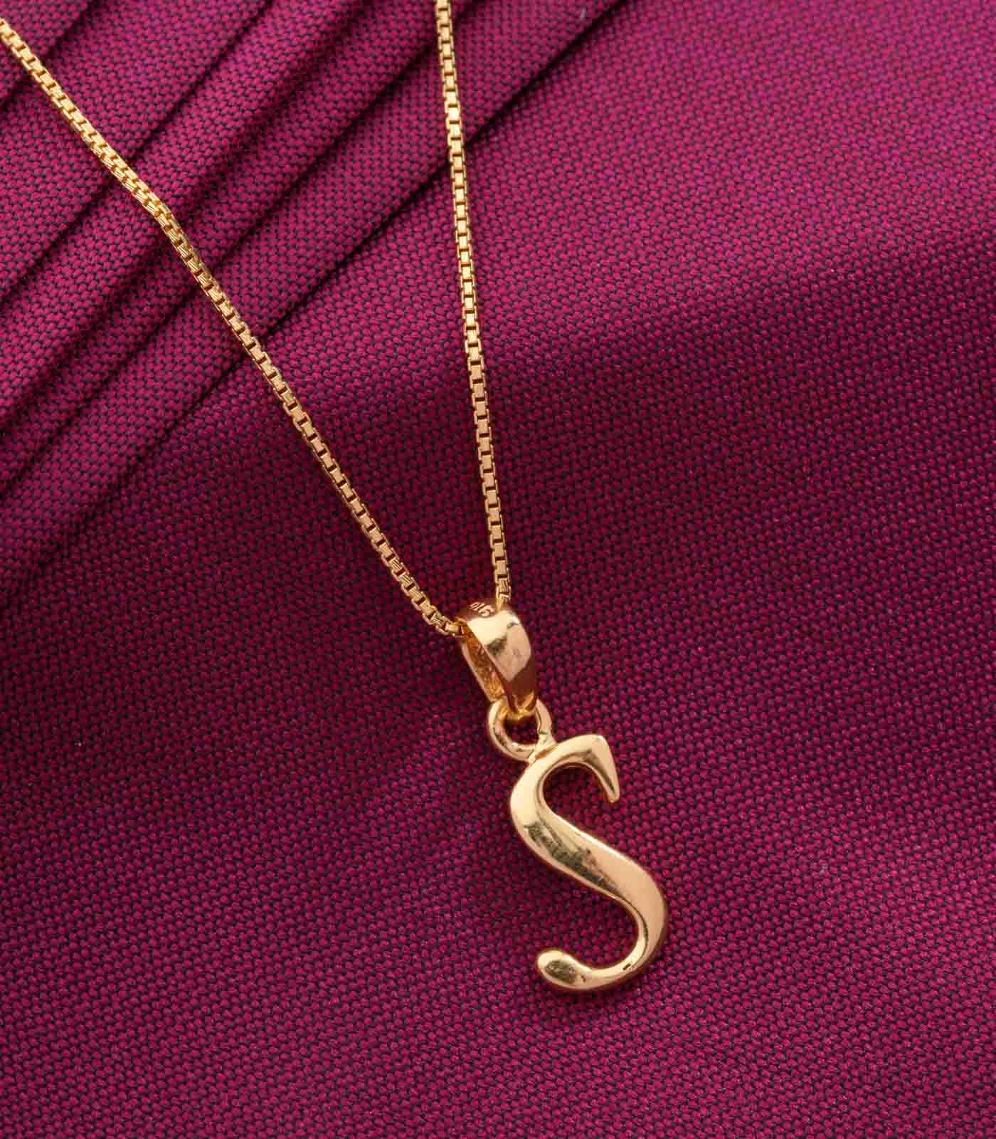 PNG Son's 'S' Letter Gold Chain Pendant – Gadgil Sons Ltd