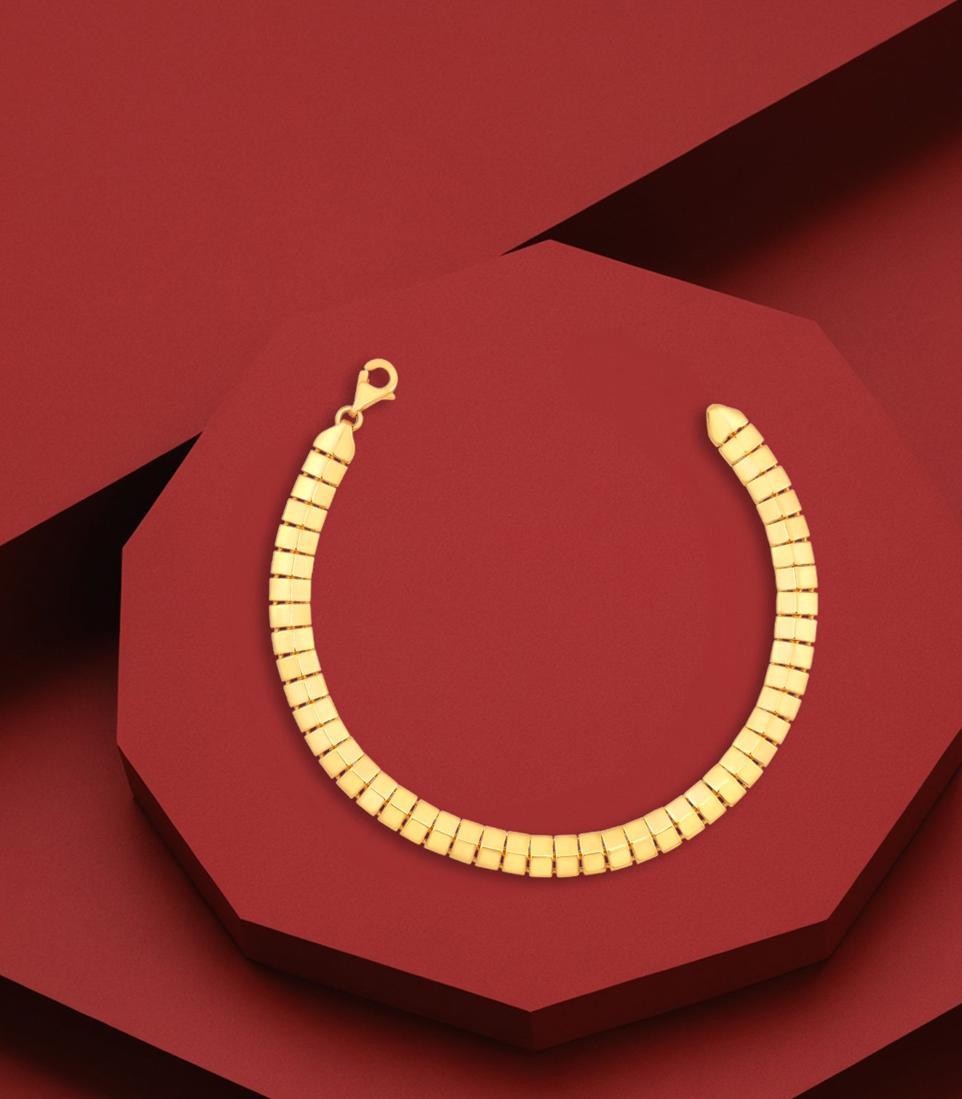 Structured Glide Gold Bracelet