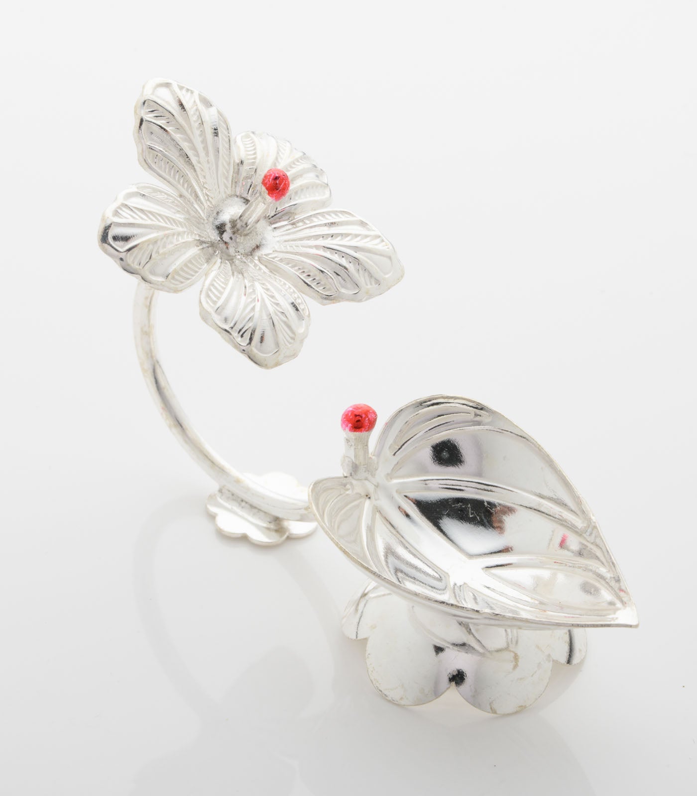 Silver Jaswand Diva