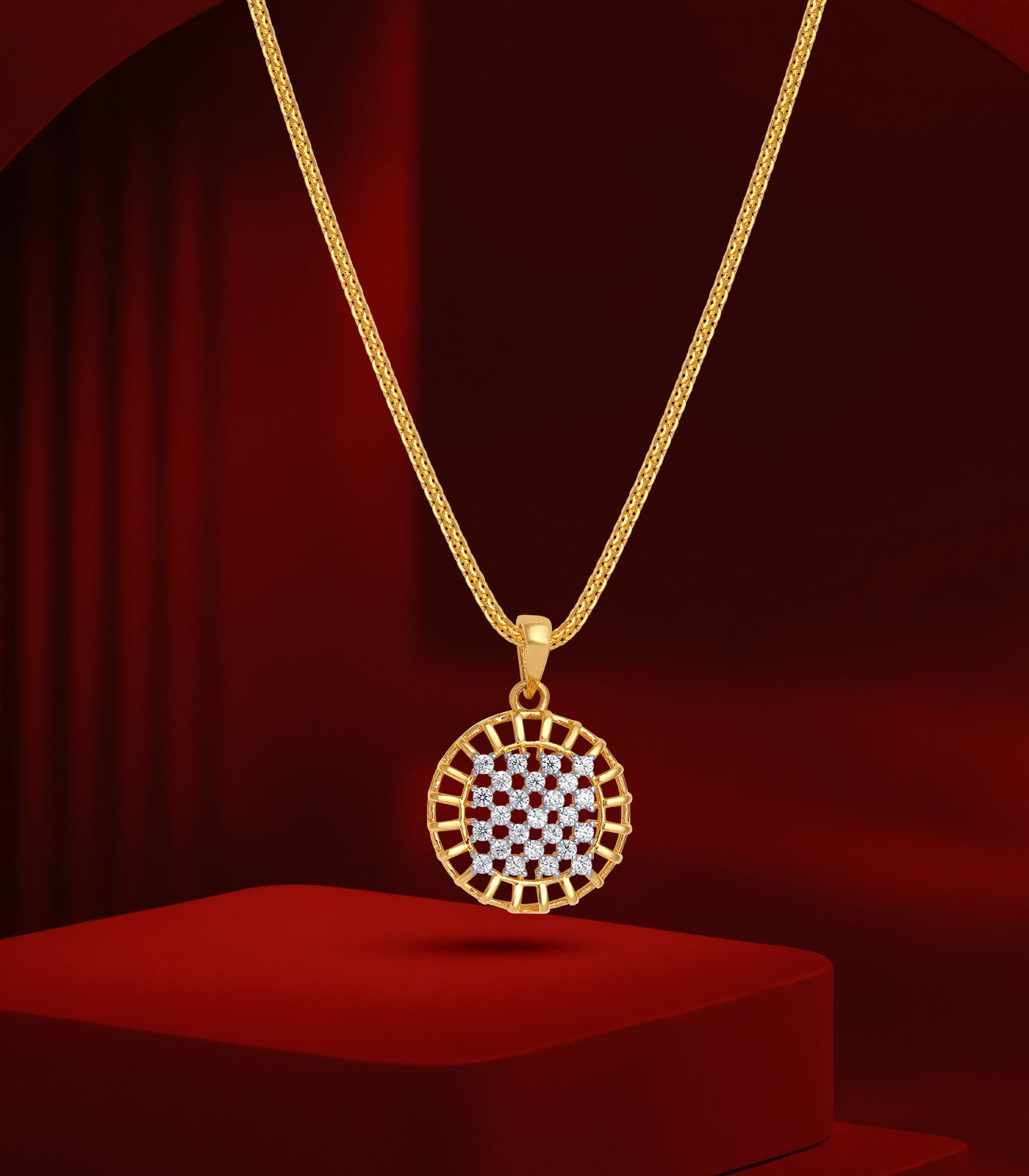 Nyra Gold Pendant