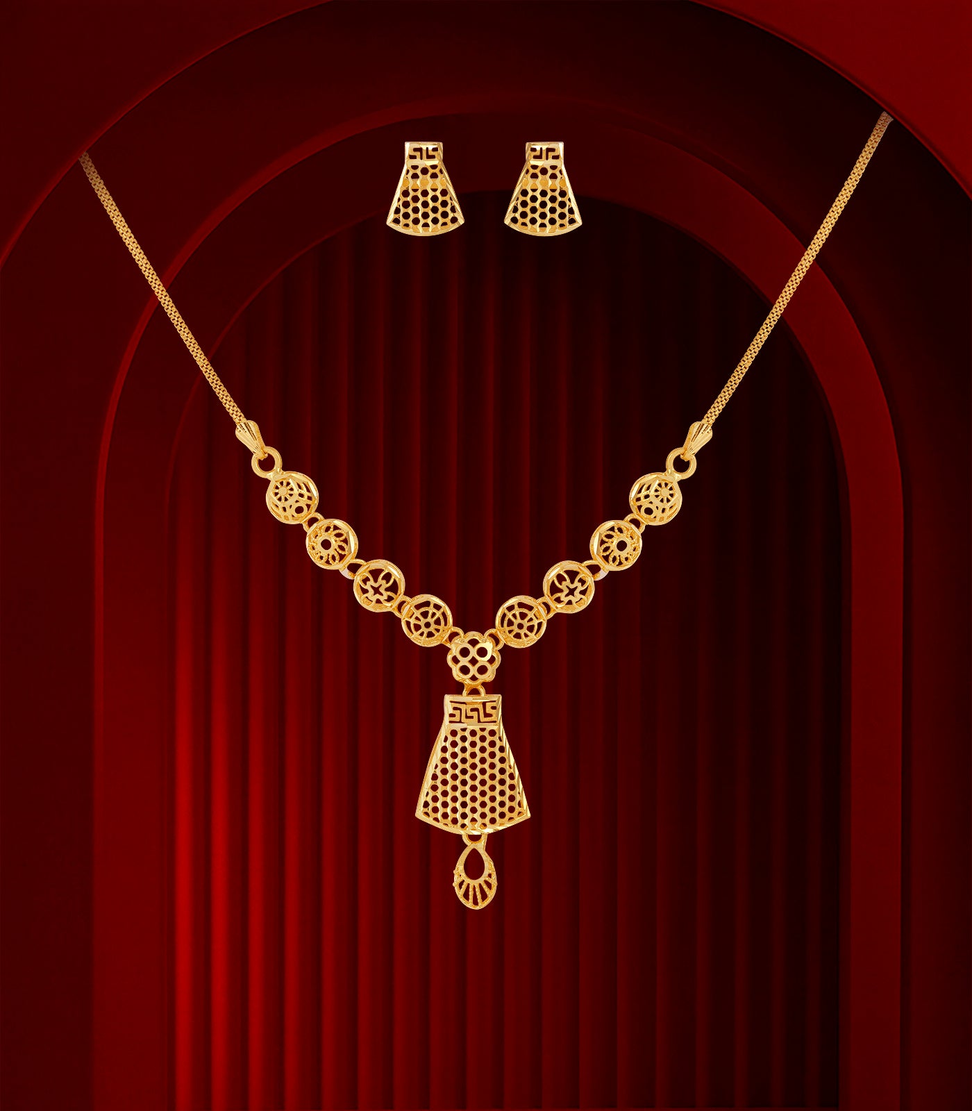 Geometric Charm Necklace Set