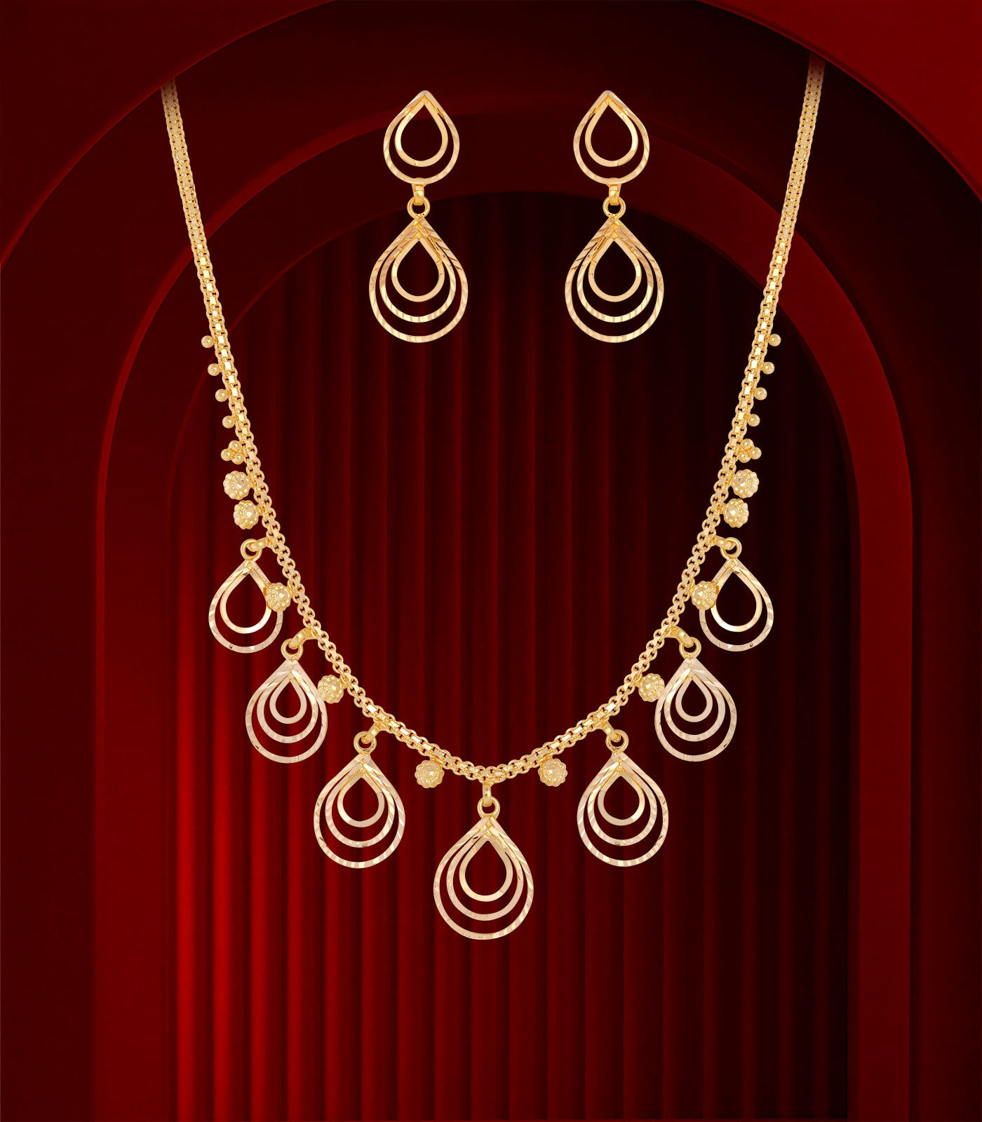Ornate Symphony Gold Necklace Set