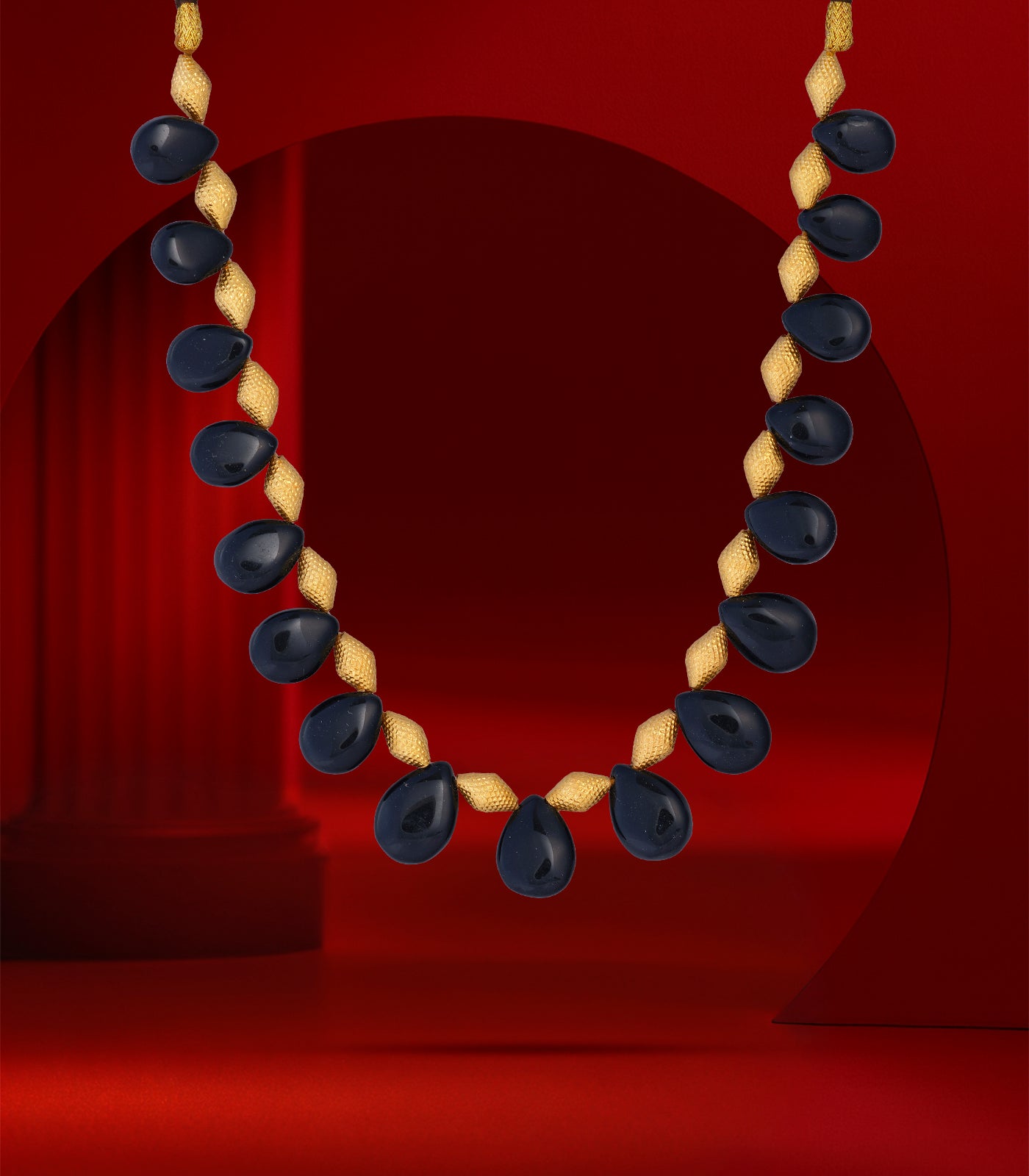 Black Petal Necklace