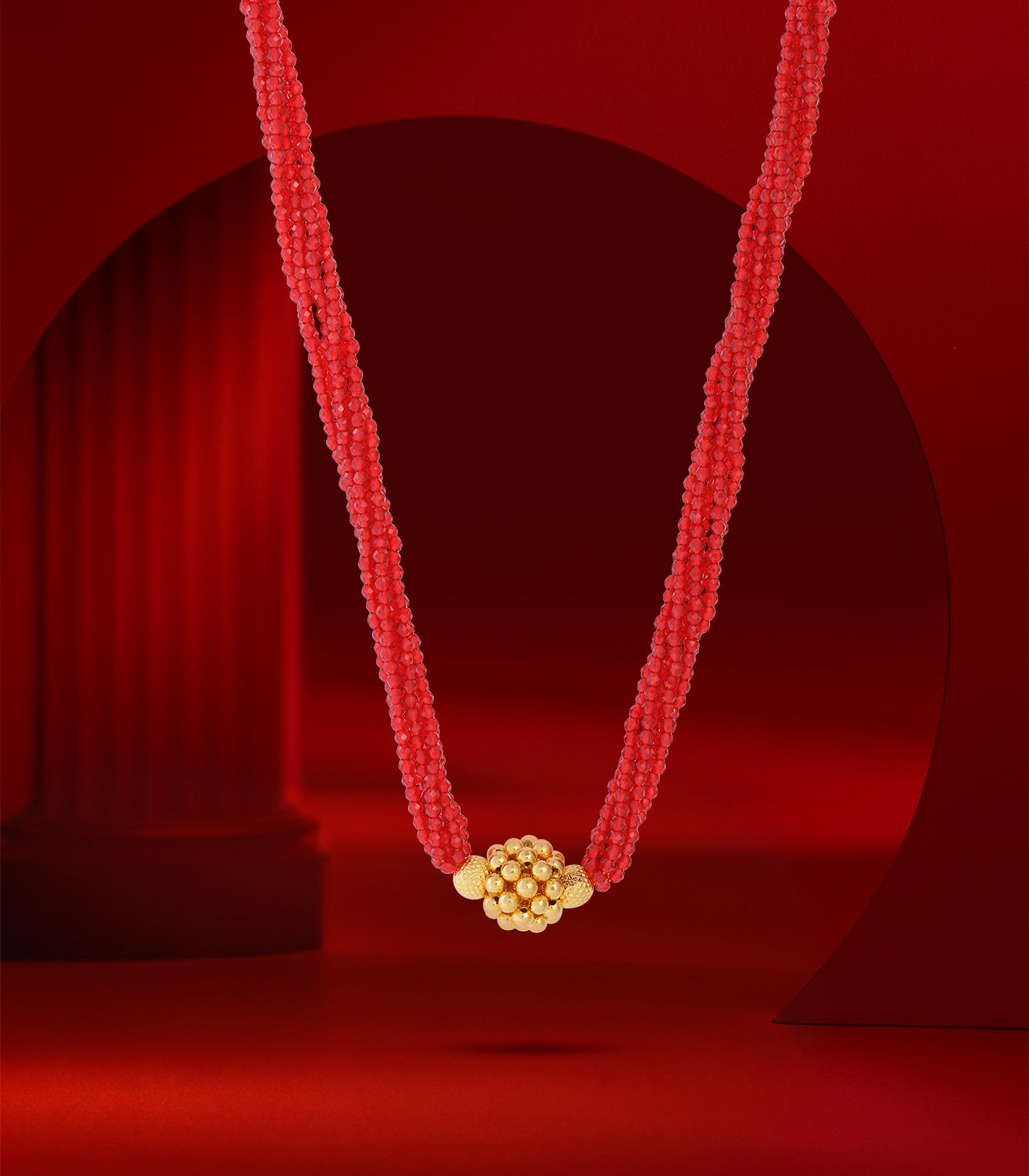 Dark Maroon Beads Radiant Gold Pendant Necklace