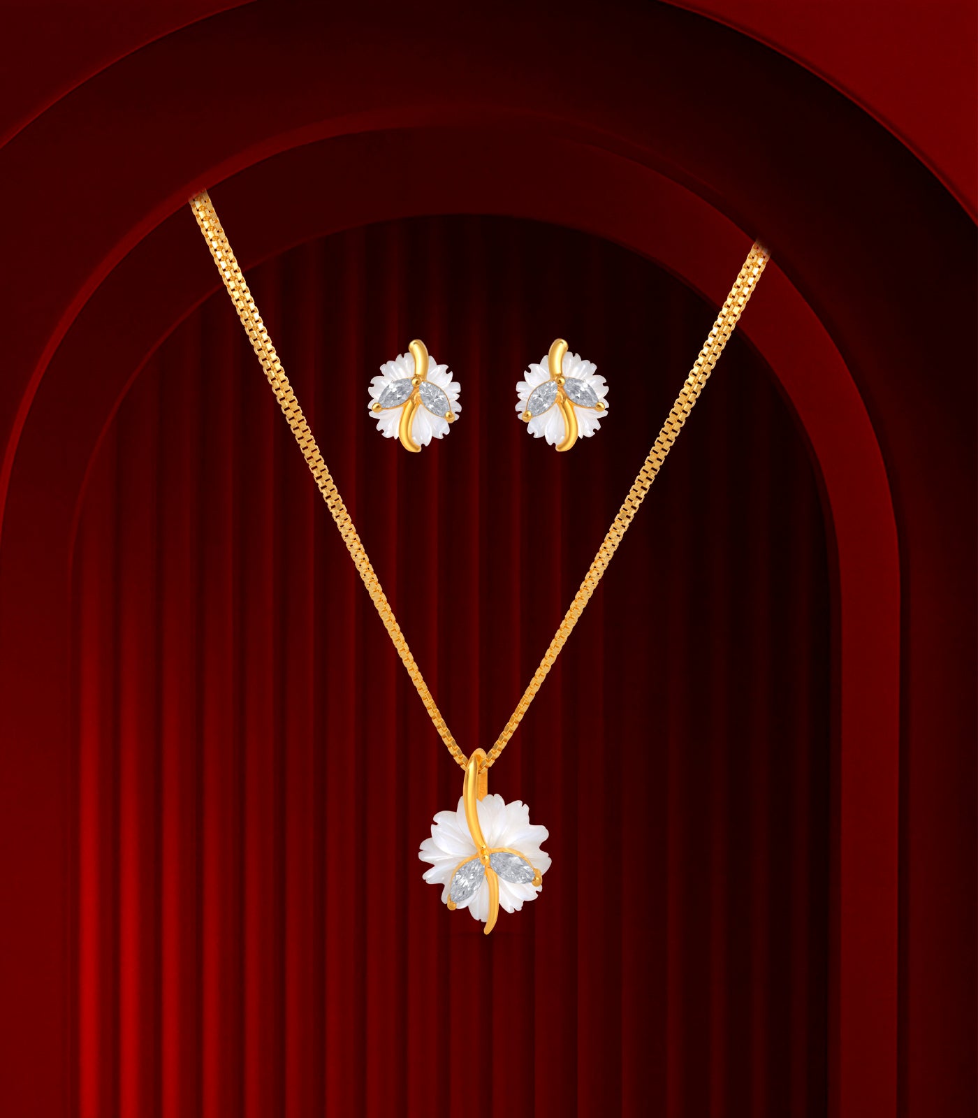 Full blossom petals pendant set