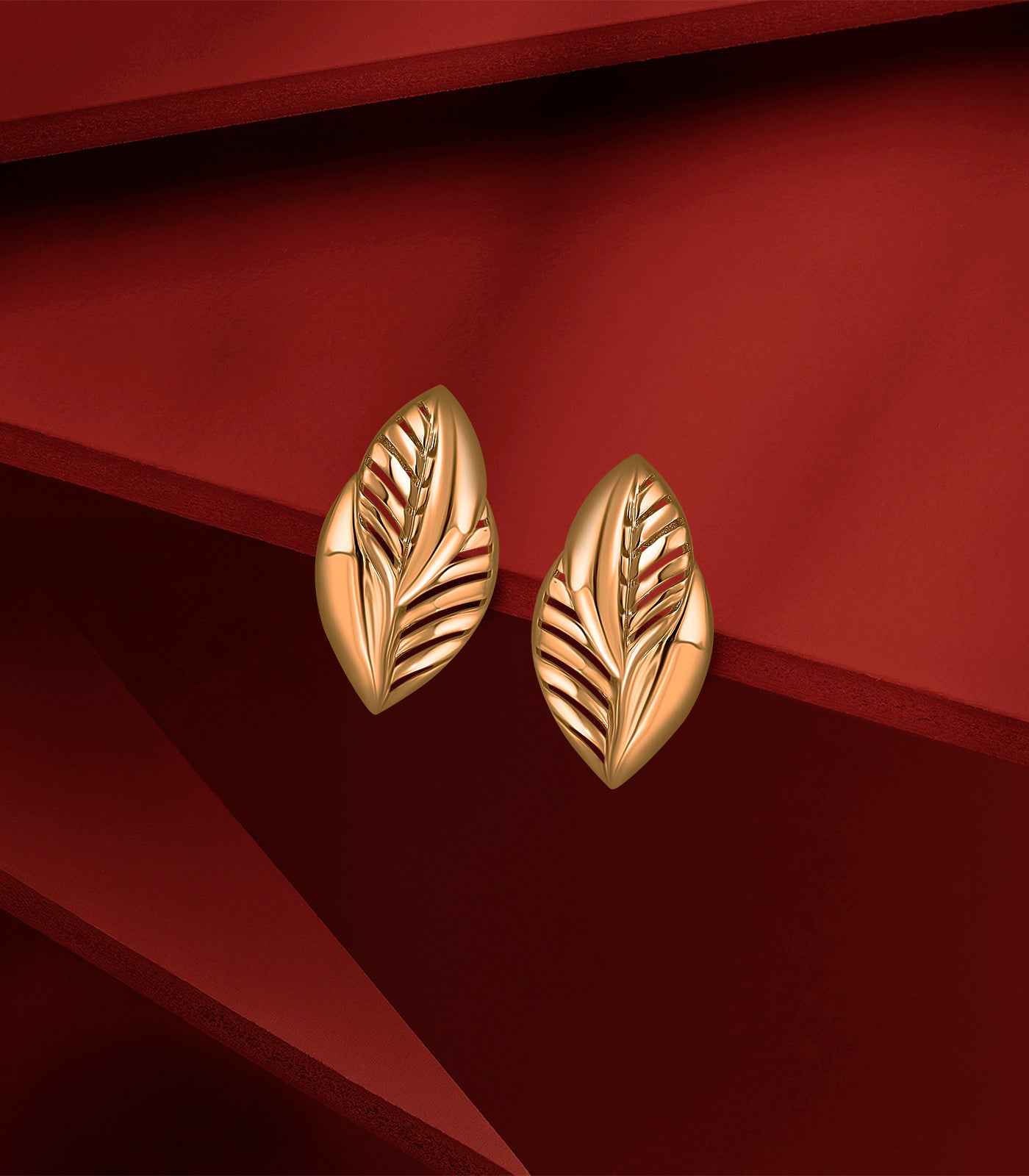 Textured Leaves Gold Tops