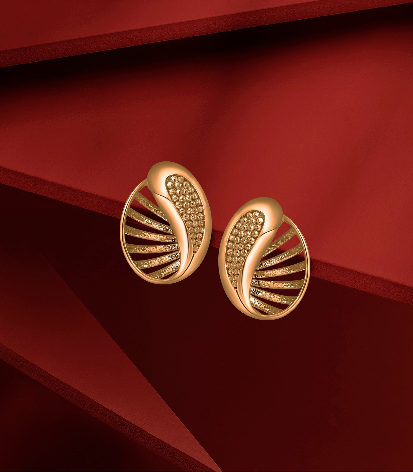 Designer Oval Shaped Gold Tops