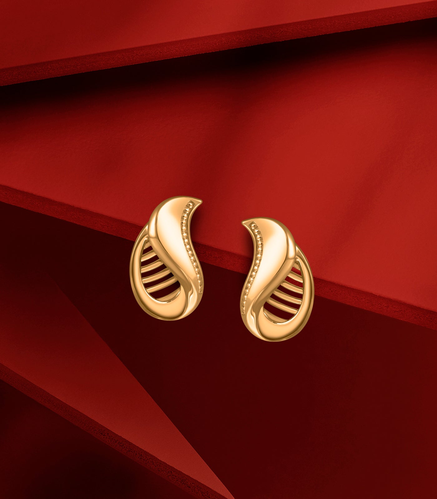 Wavy Drops Gold Tops