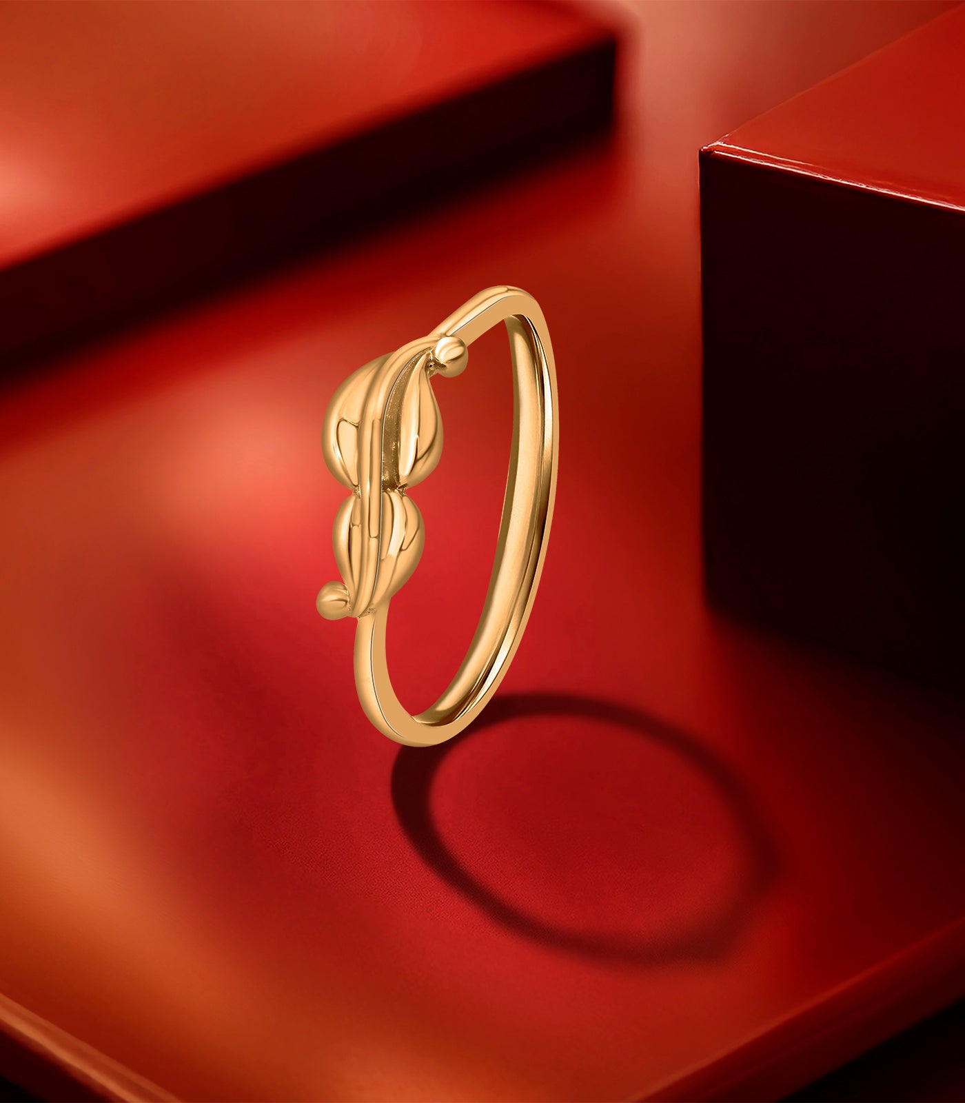 Shining Buds Gold Finger Ring