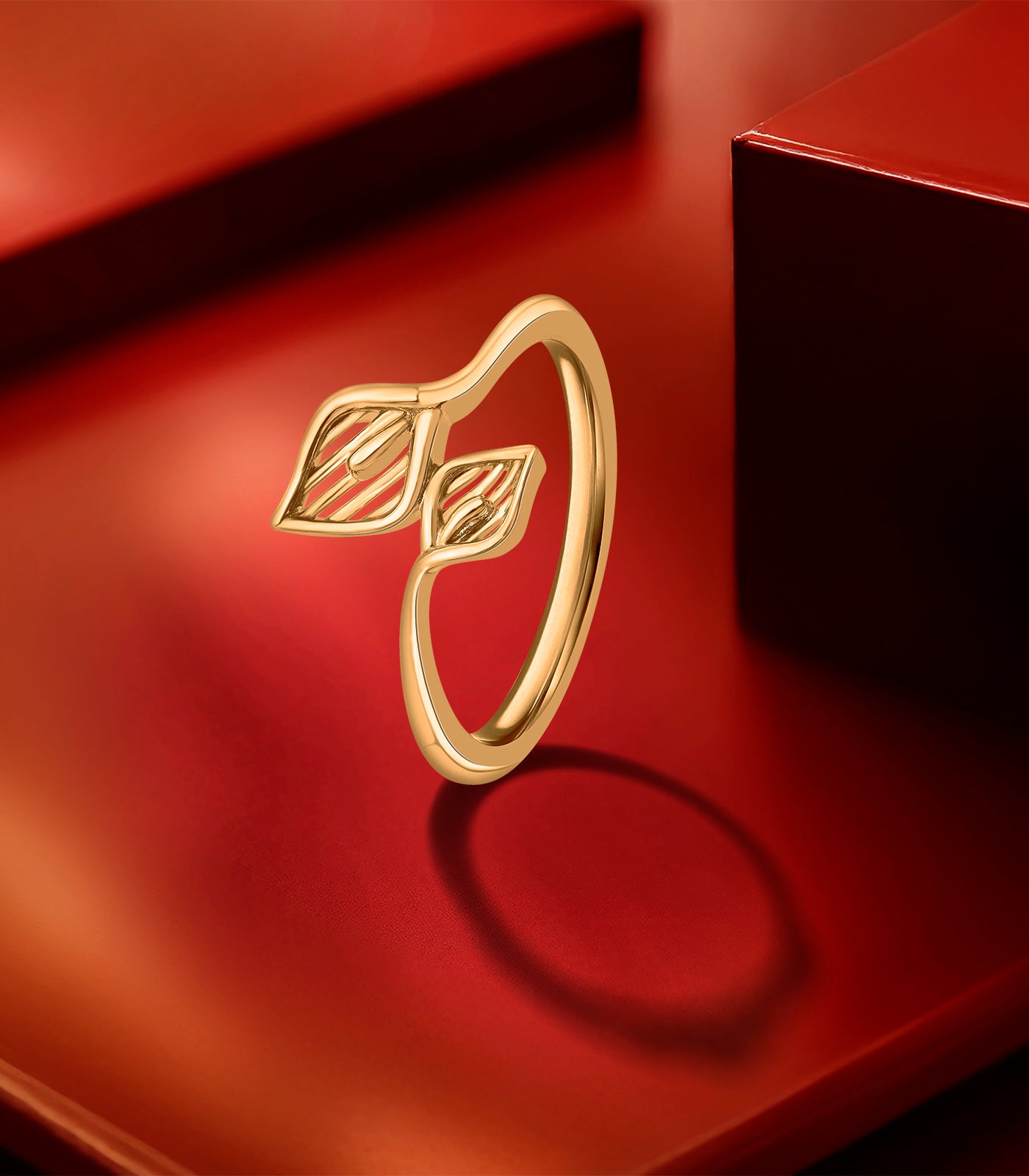 Dual Leaves Gold Finger Ring