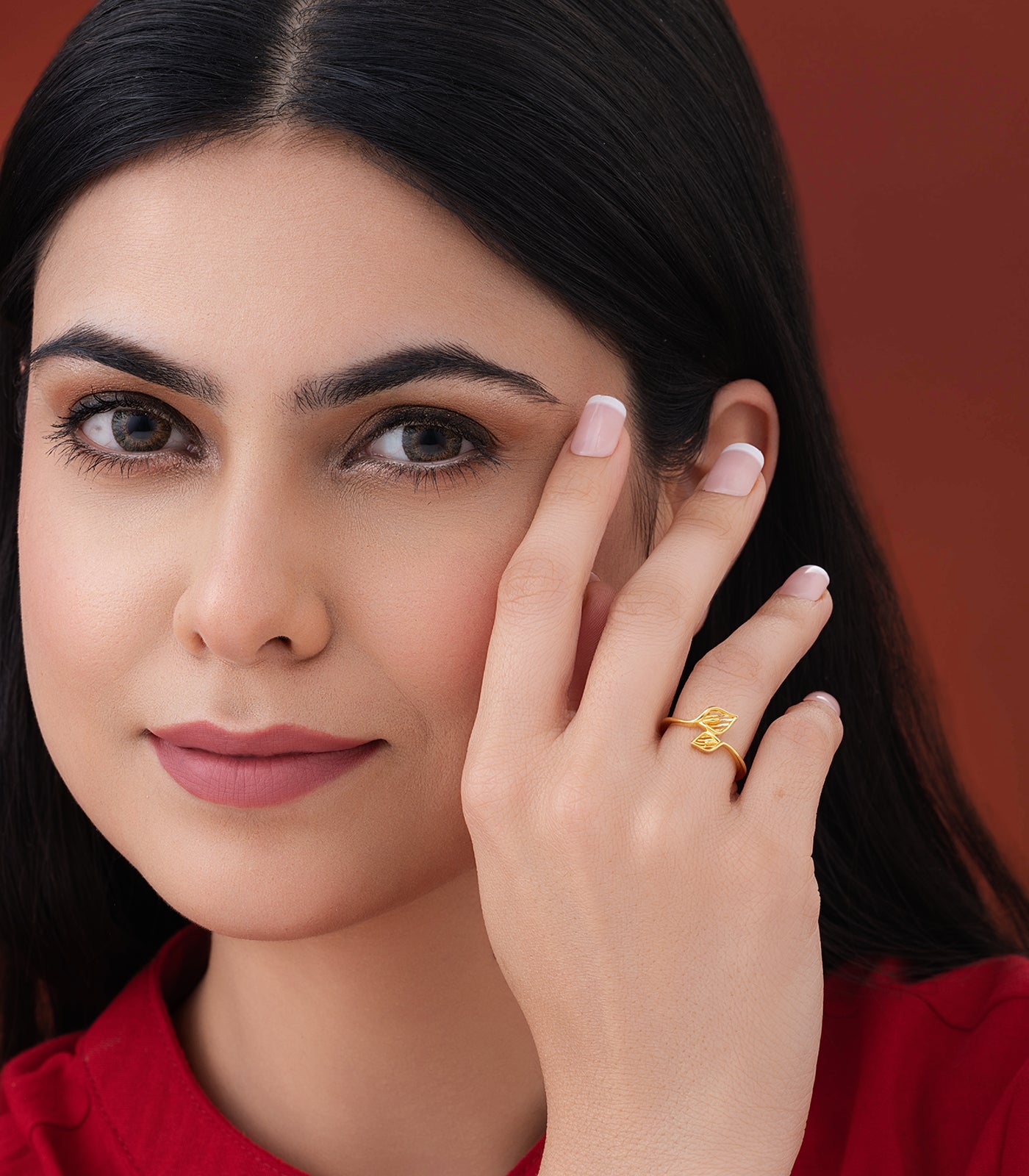 Dual Leaves Gold Finger Ring