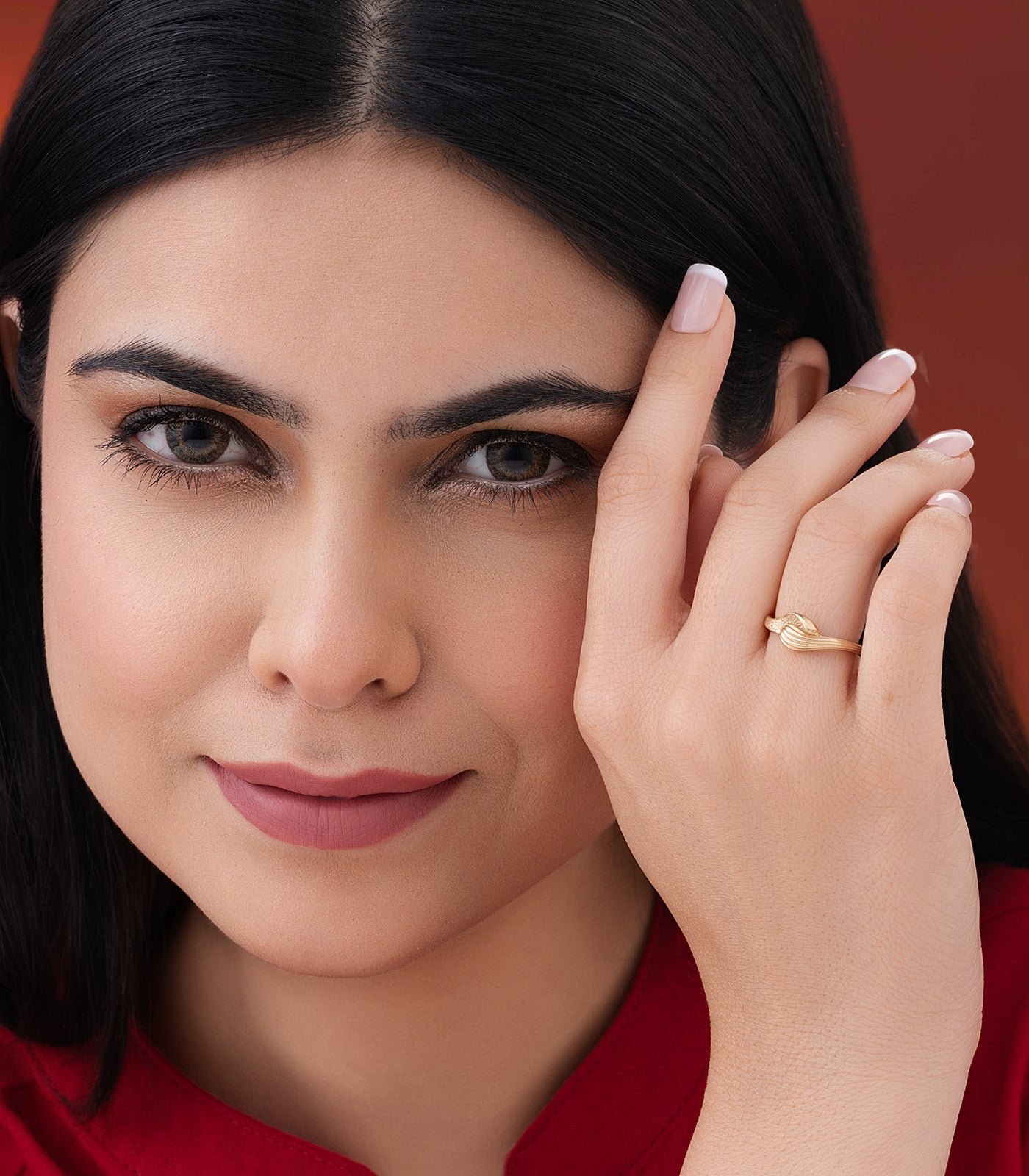 Sacred Bond Gold Finger Ring