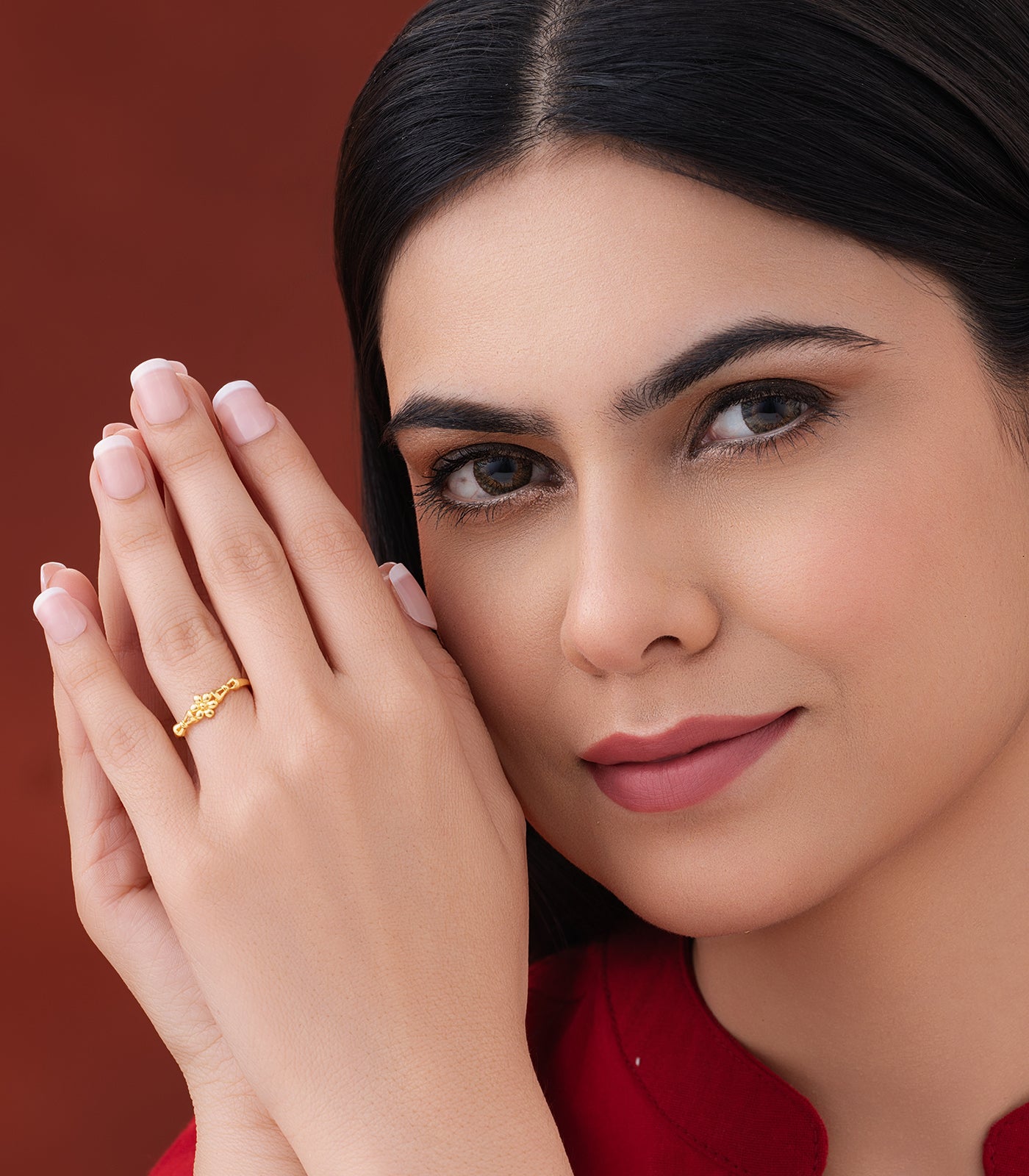 Floral Stream Gold Finger Ring