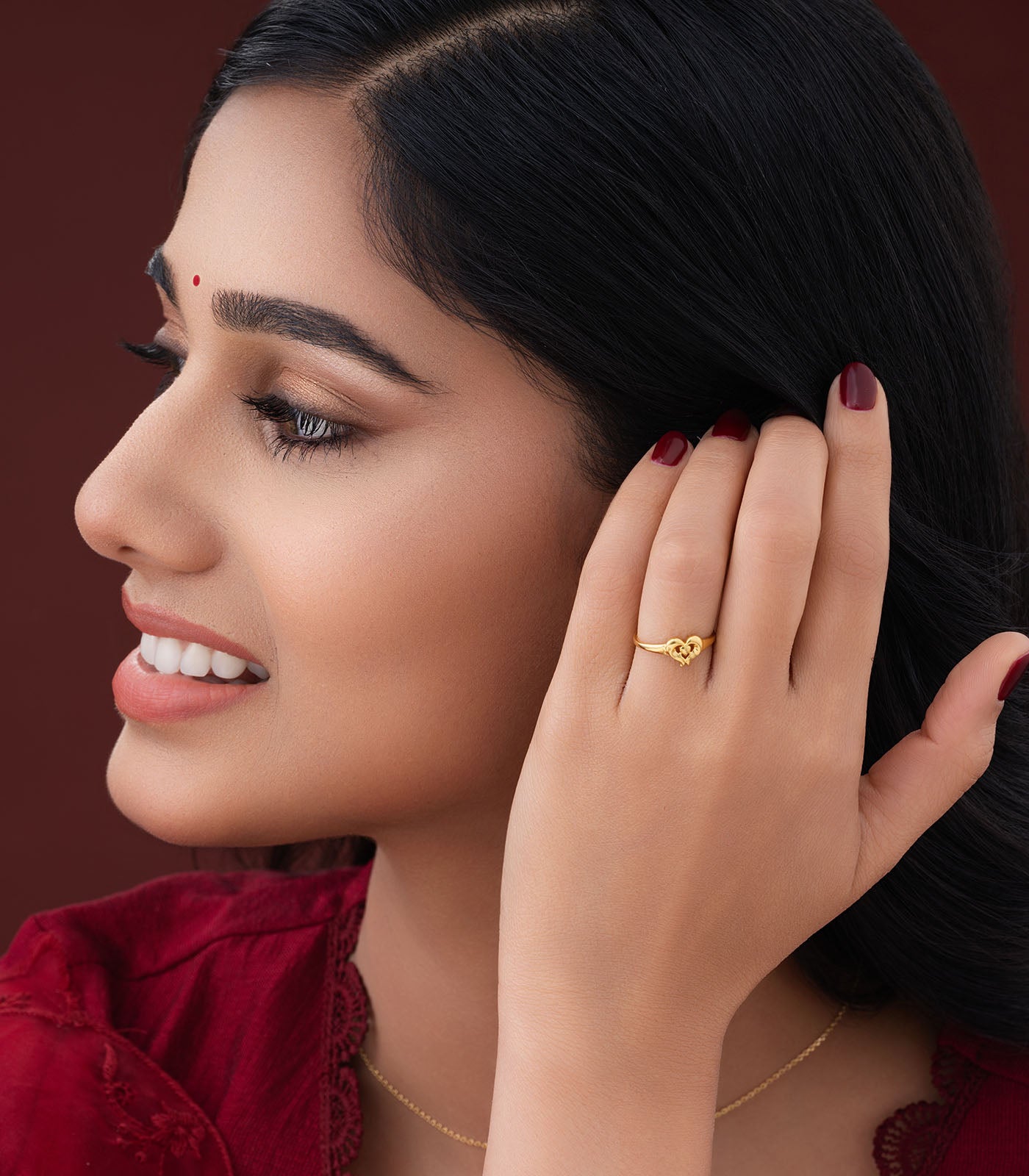 Gentle Heart Gold Finger Ring