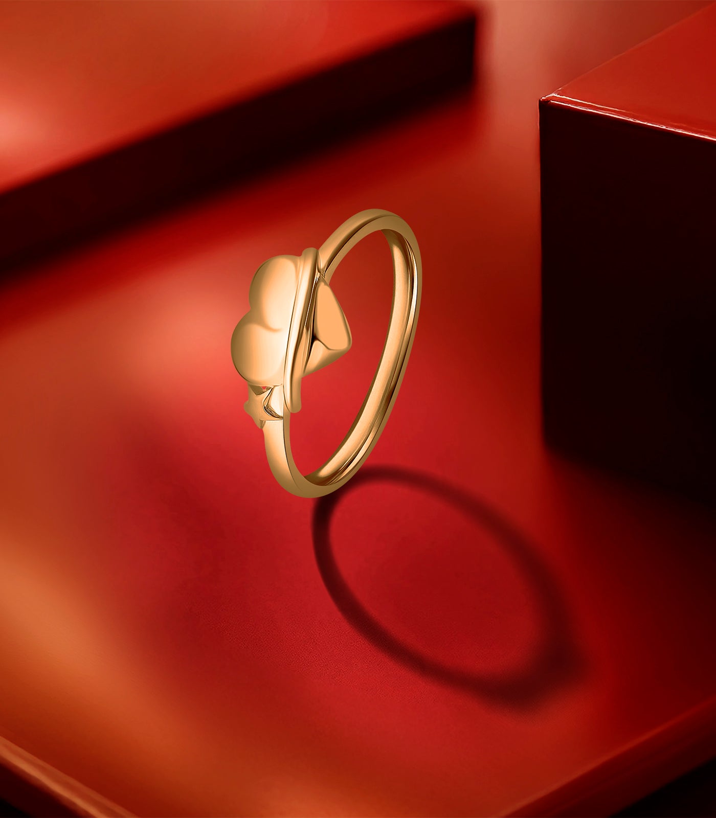 Stargaze Heart Gold Finger Ring