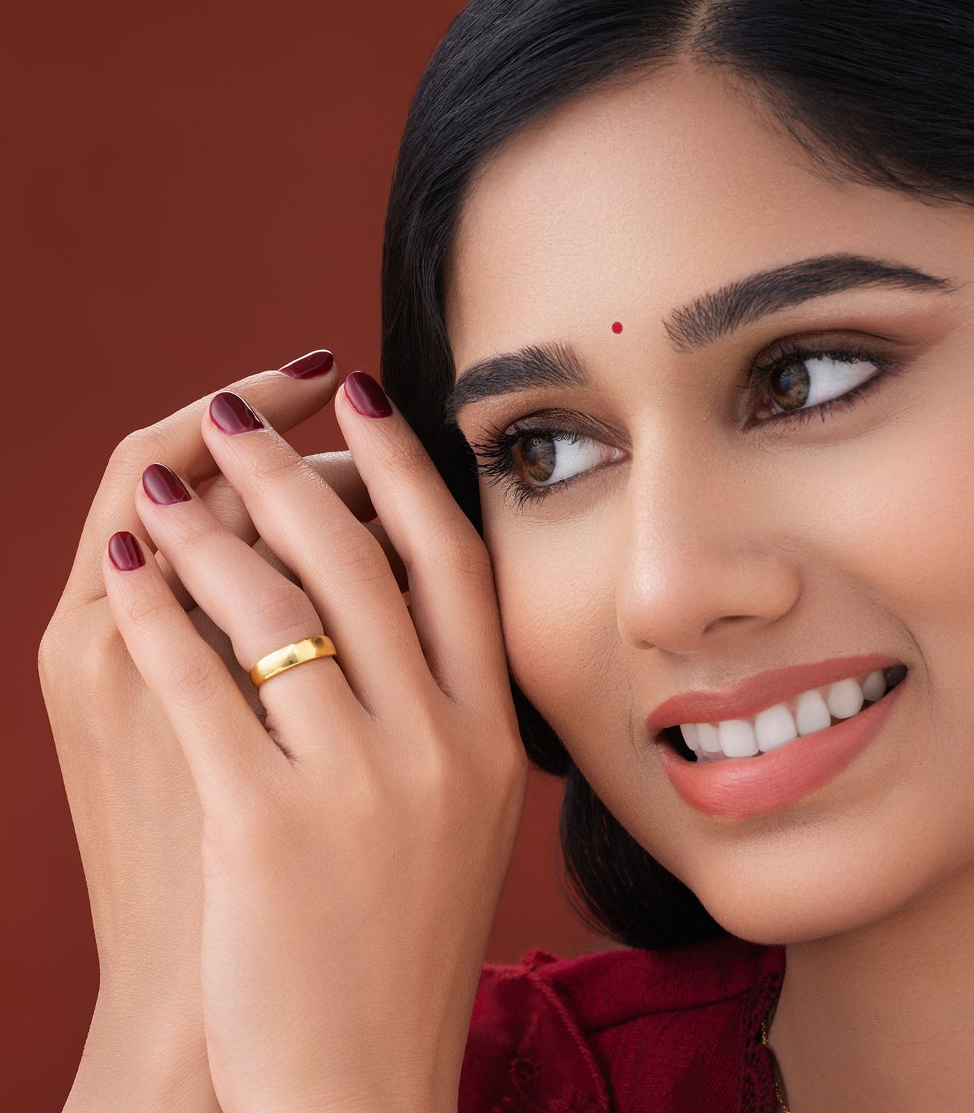 Simple Gold Finger Ring