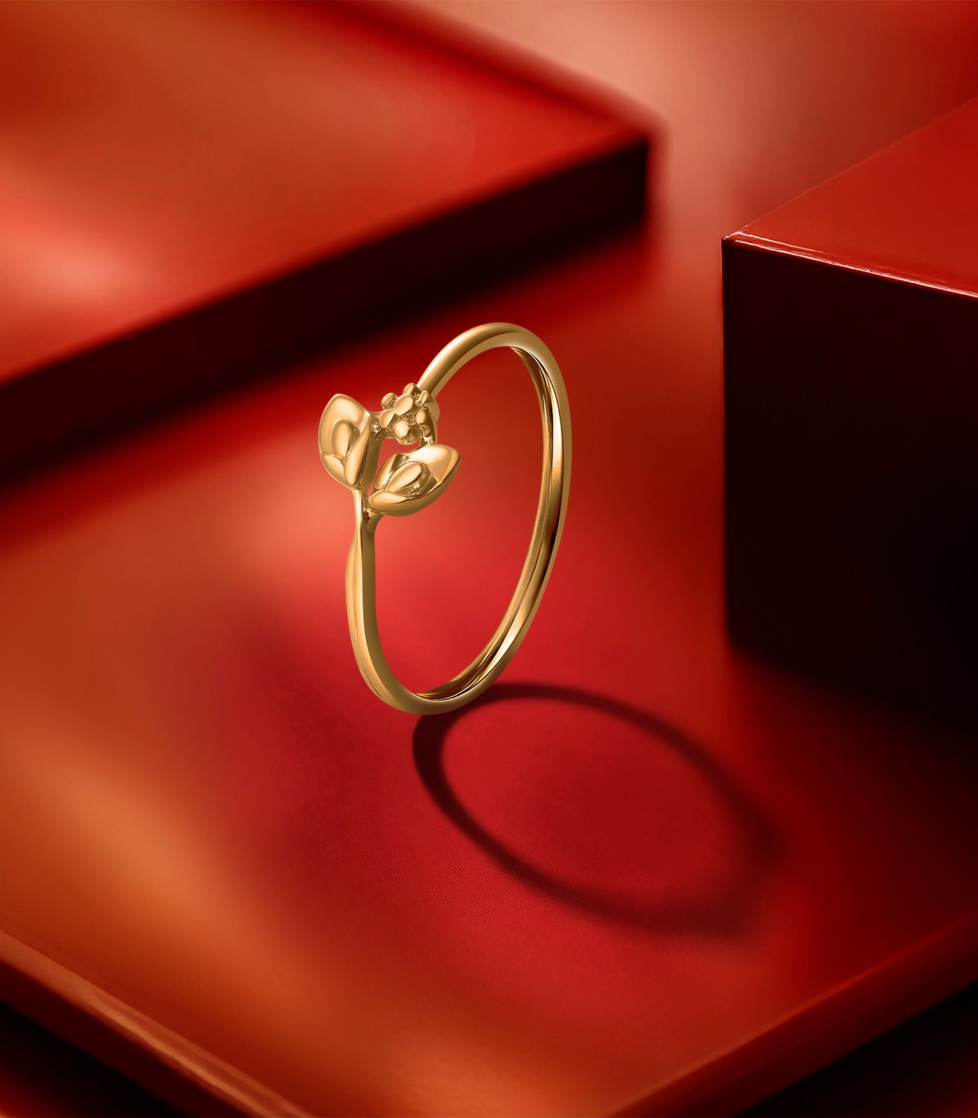 Floral Bloom Gold Finger Ring