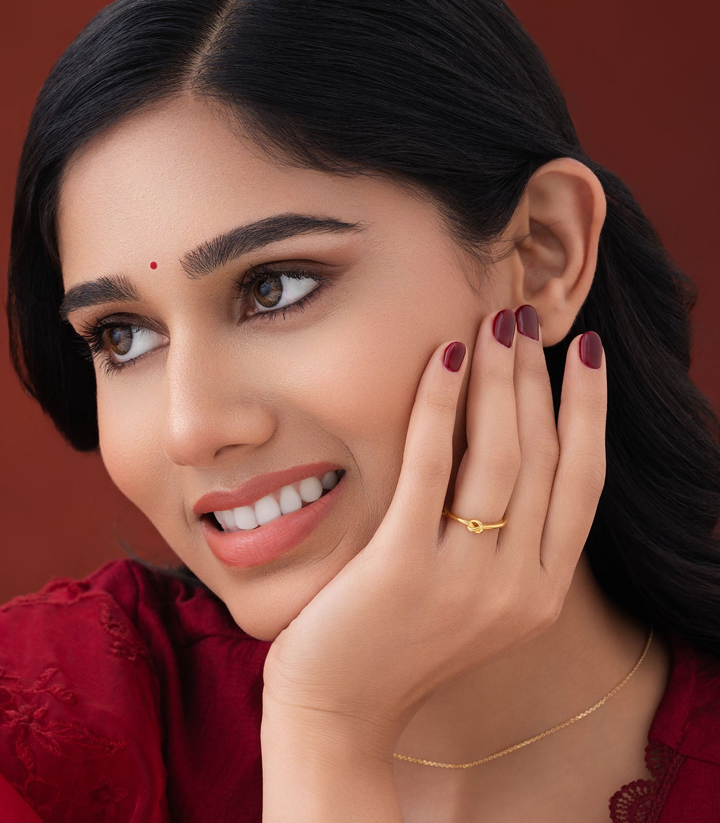 Twisted Knot Gold Finger Ring
