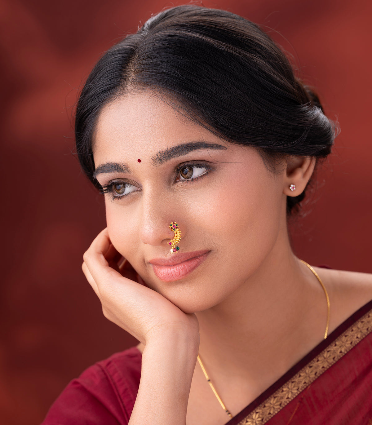 Green Flower Traditional Gold Nath (Pierce Type)