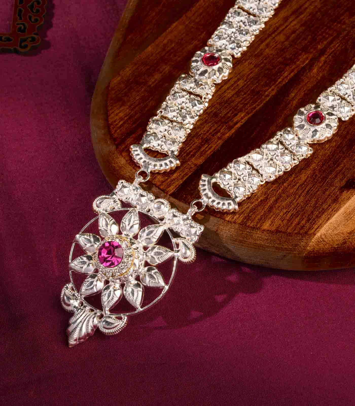 Silver Shrimant Har