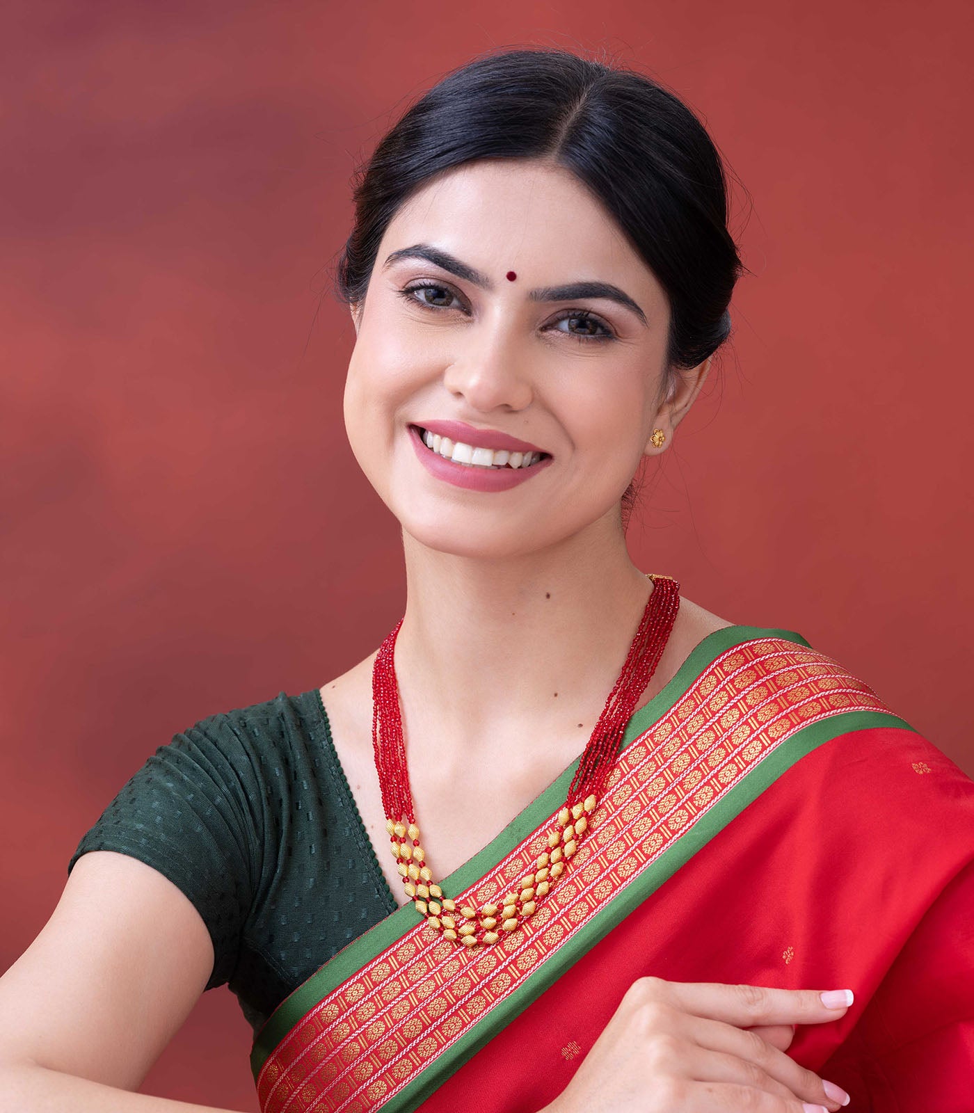 Layered Conical Red Bead Necklace