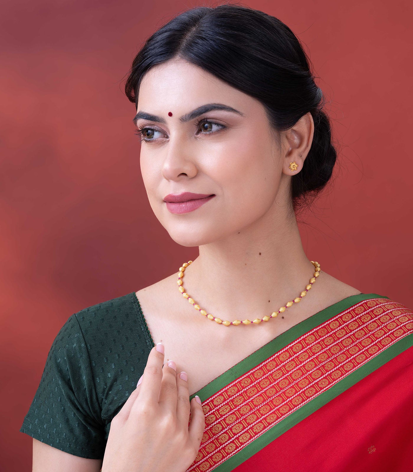 Conical Bead Single Color Gold Necklace