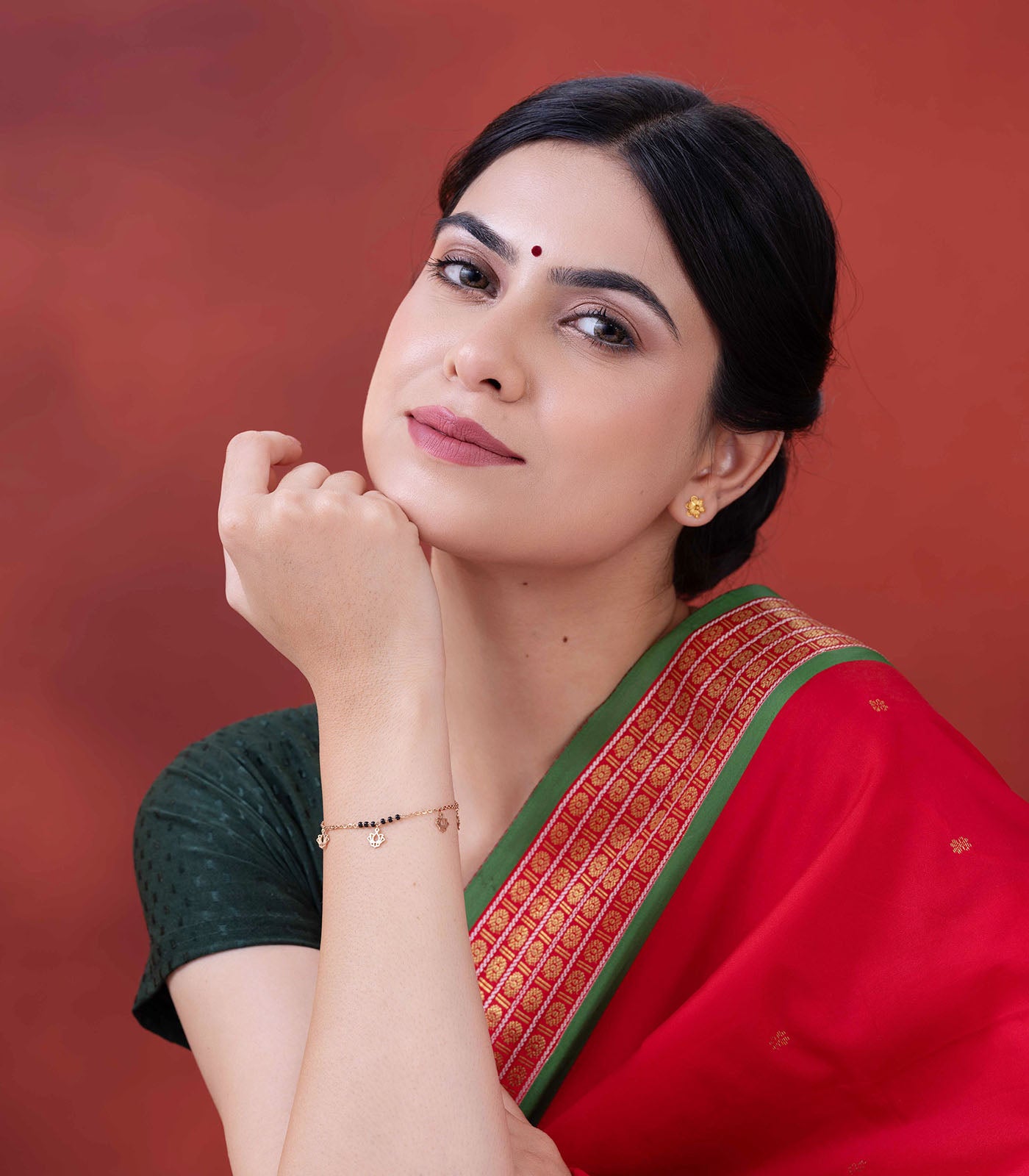 Swing Lotus Mangalsutra Bracelet