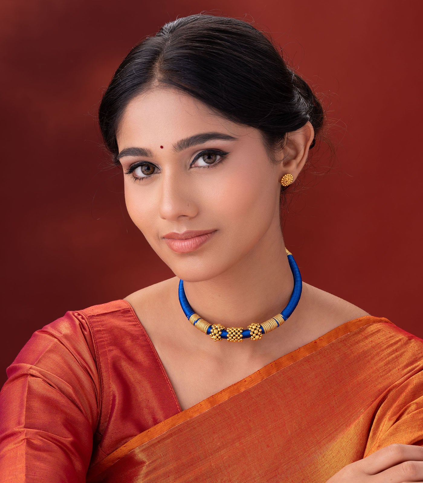 Persian Blue Thread Goph Necklace