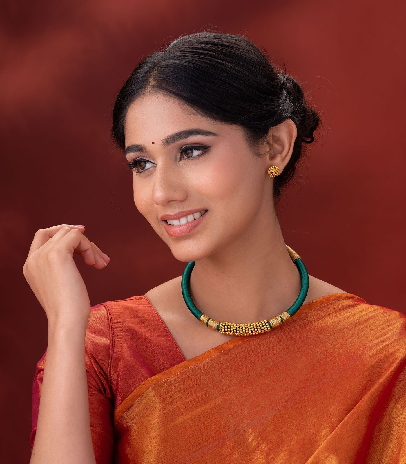 Green Thread Goph Necklace