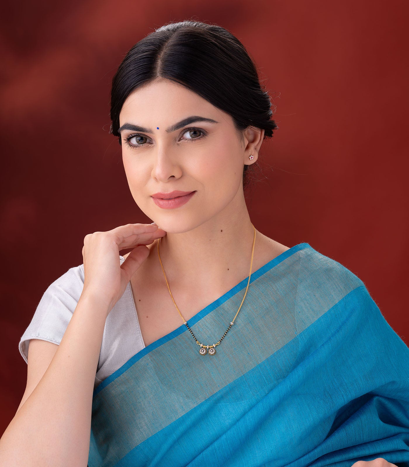 Luminous stone Waati Mangalsutra