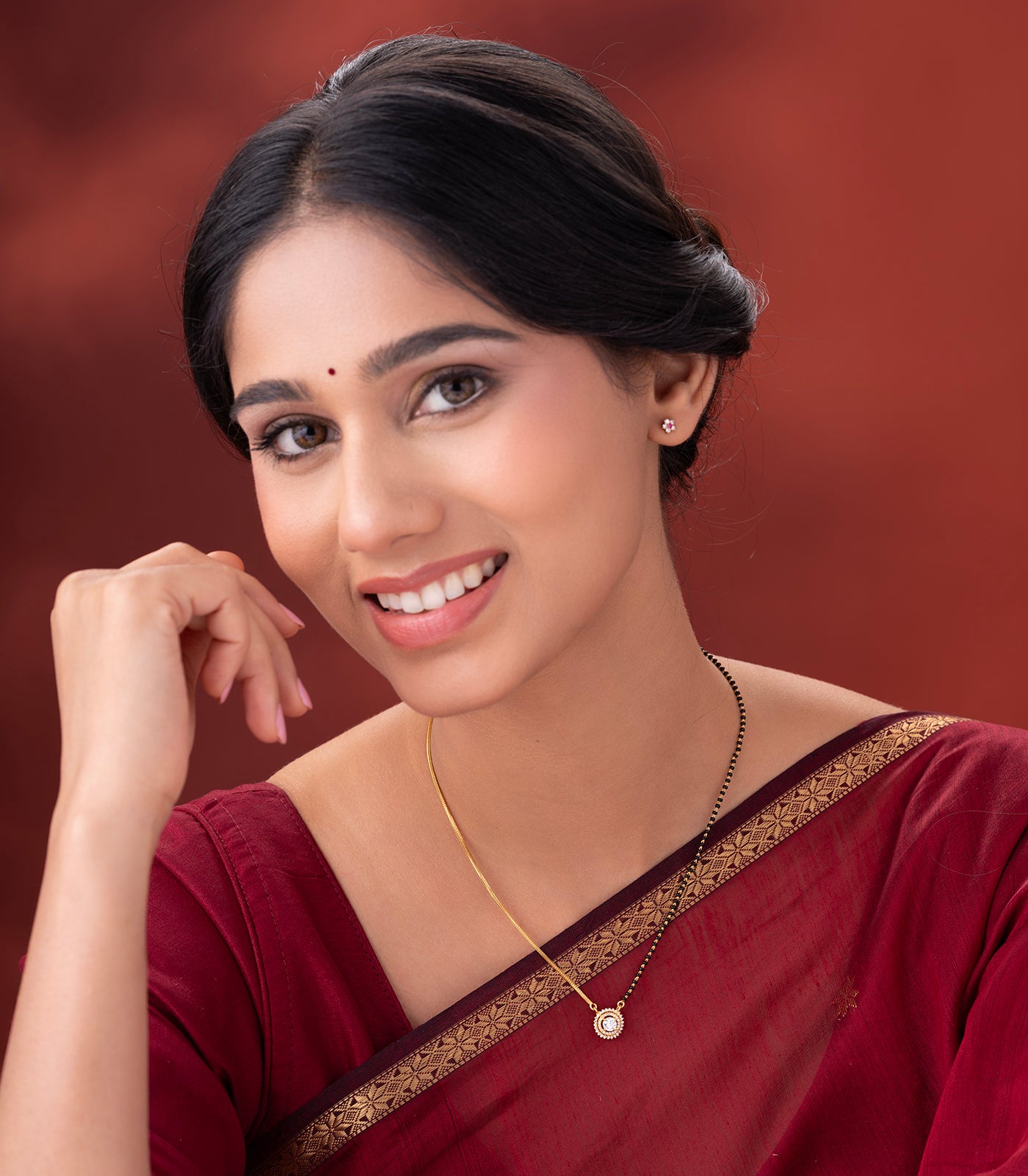 Aura Gold Mangalsutra