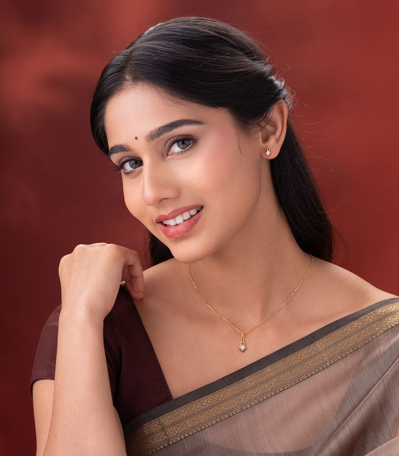 The Aureate Lock Pendant Set