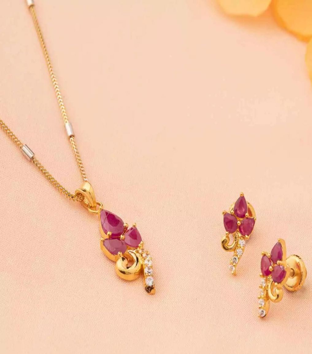 Buy quality 916-Fancy-Lightweight-Gold-Necklace-Set in Ahmedabad